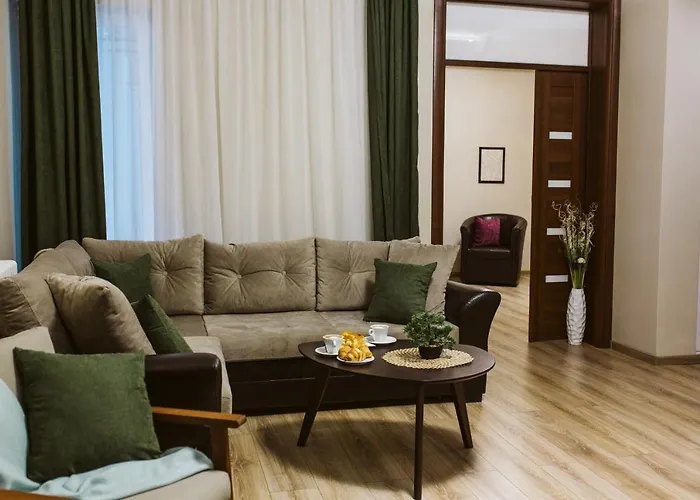 Vively Lux Apartment